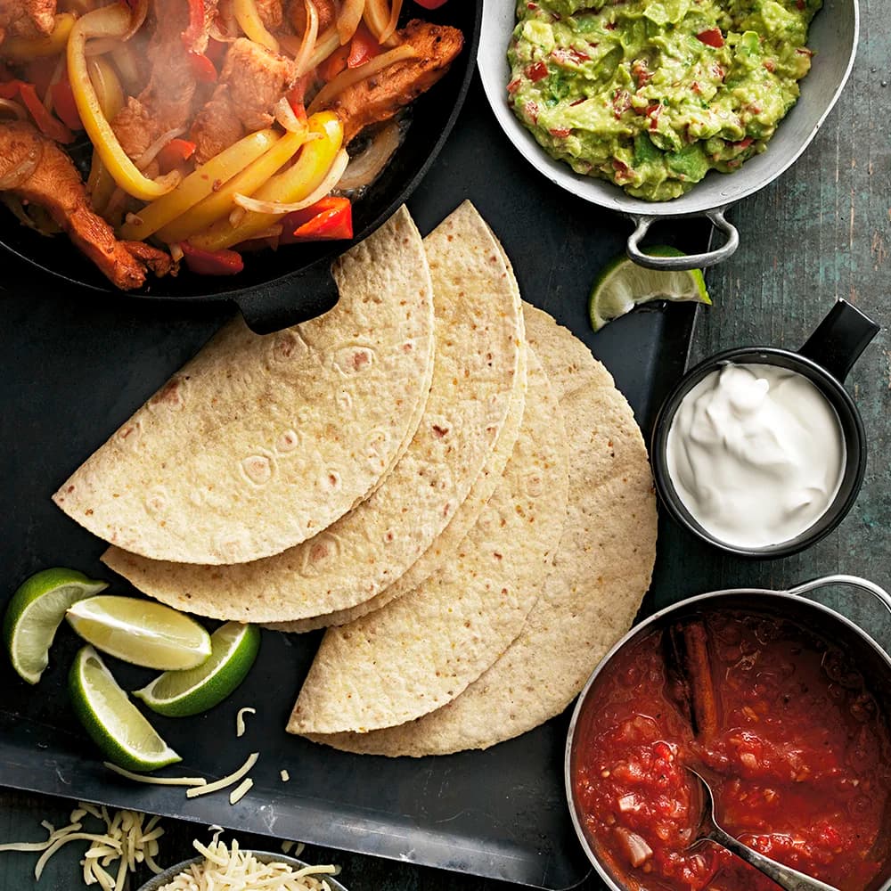 Fajitas med guacamole och tomatsalsa