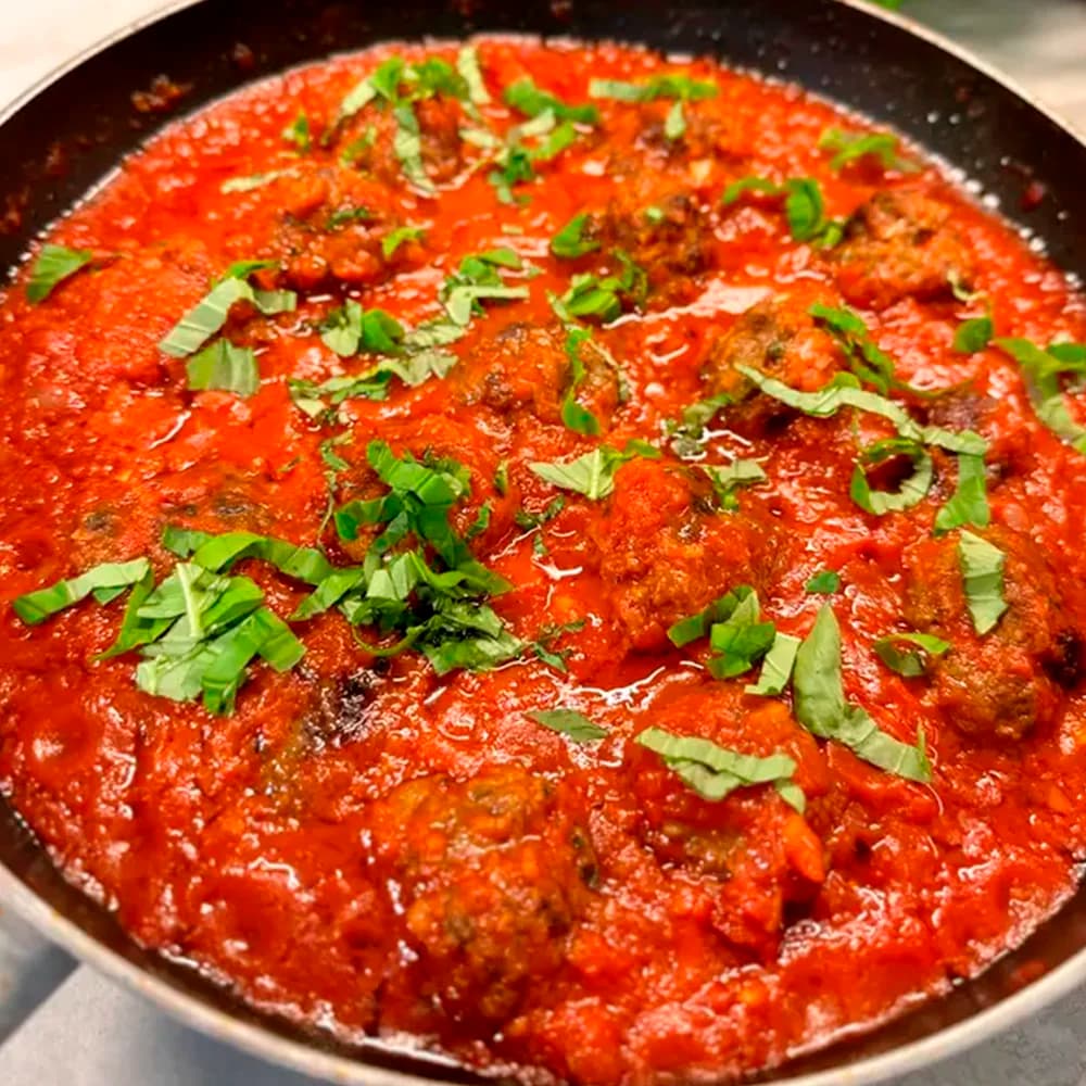 Italienska köttbullar i tomatsås