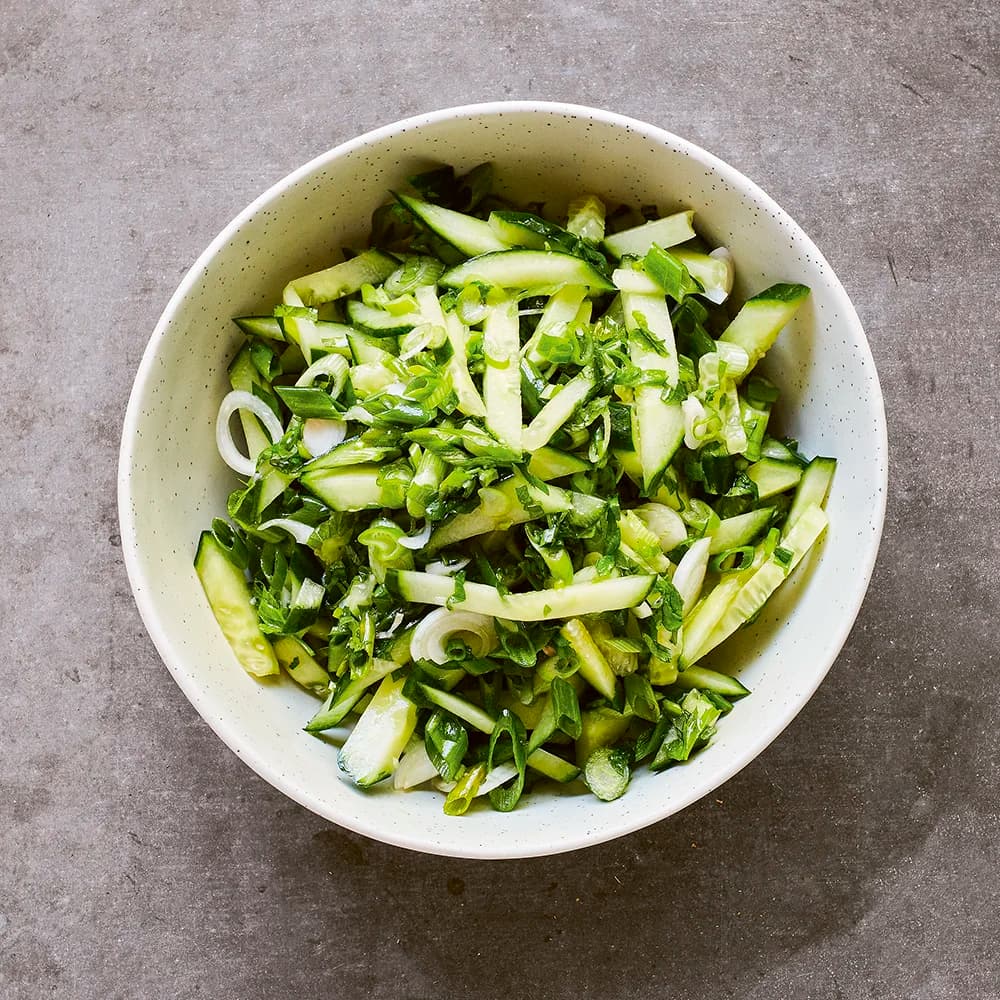 Myntastinn gurksallad