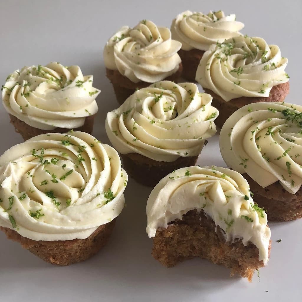 Morotscupcakes med vit chokladfrosting