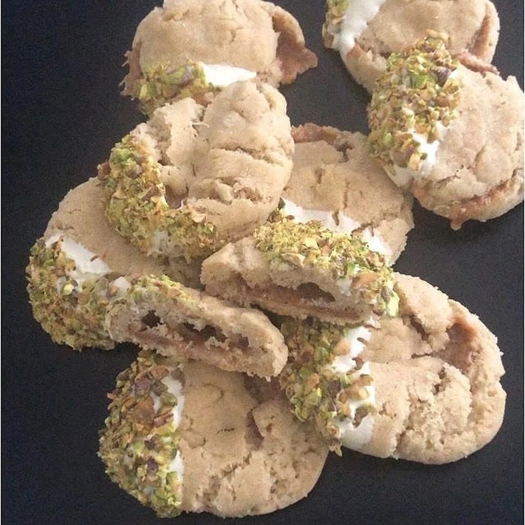 Muscovadodrömmar med dumlekola och pistagenötter