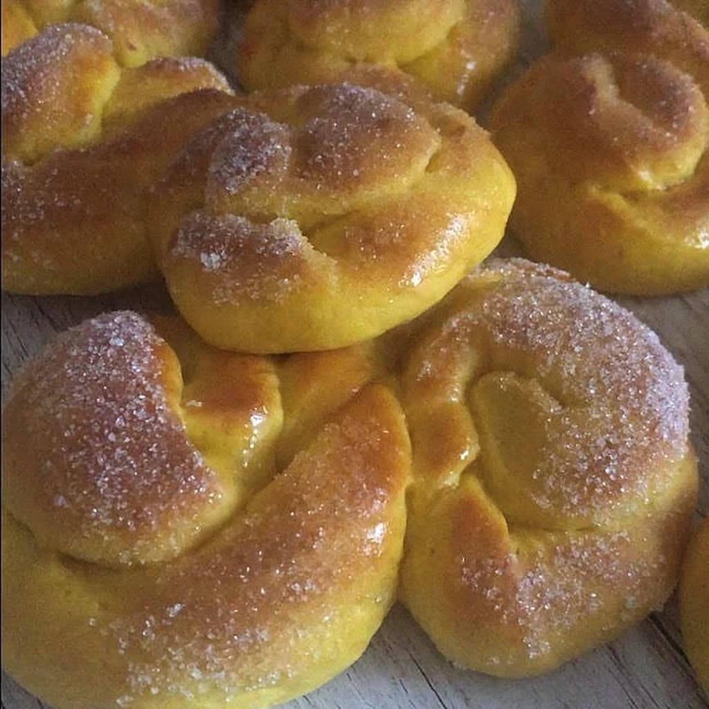 Lussekatter med brynt smör och socker