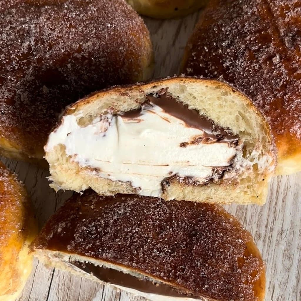 Kardemummabullar med nutella och cream cheese
