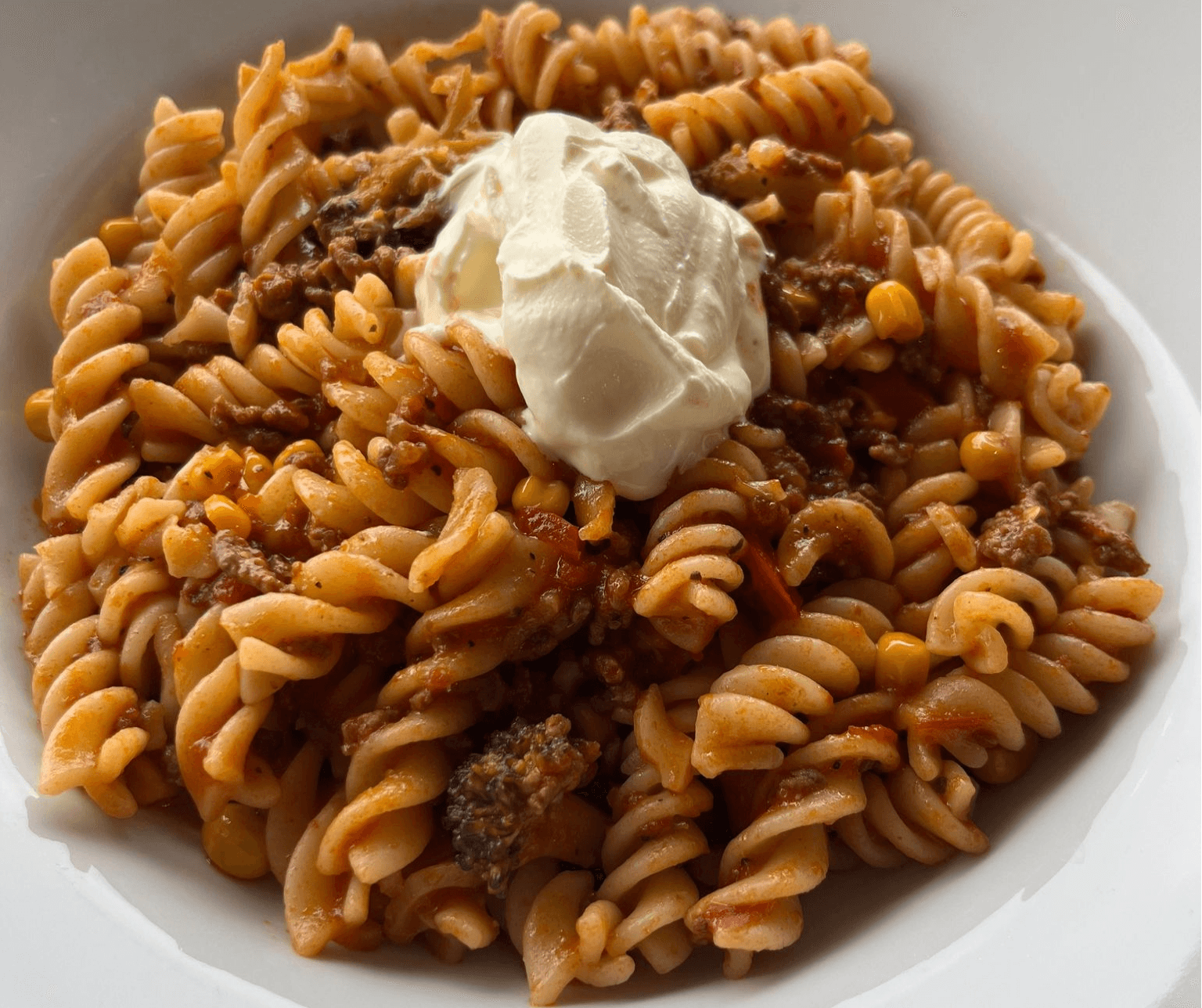 Pasta med köttfärs- & grönsakssås