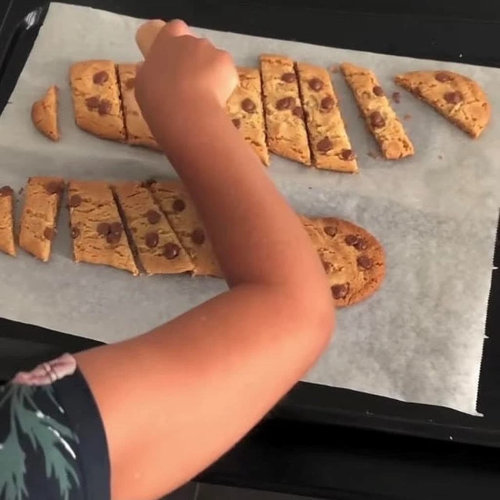 Cornelias kolasnittar med chokladknappar