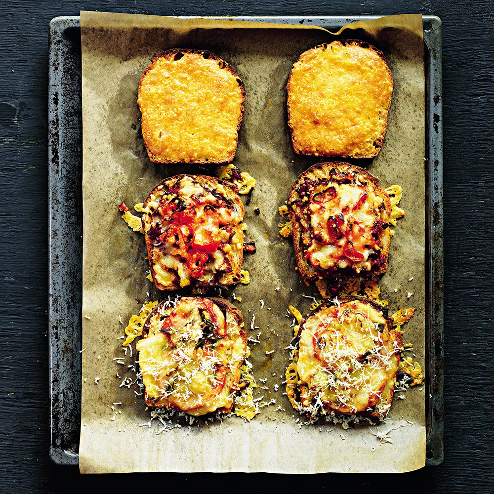 Varma mackor i tre varianter by Tareq Taylor