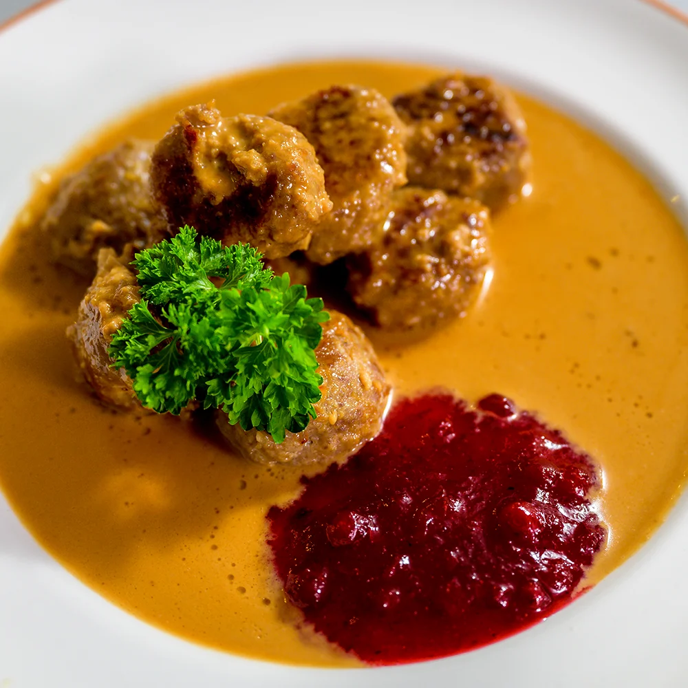 Köttbullar À La Lilian  by Leif Mannerström