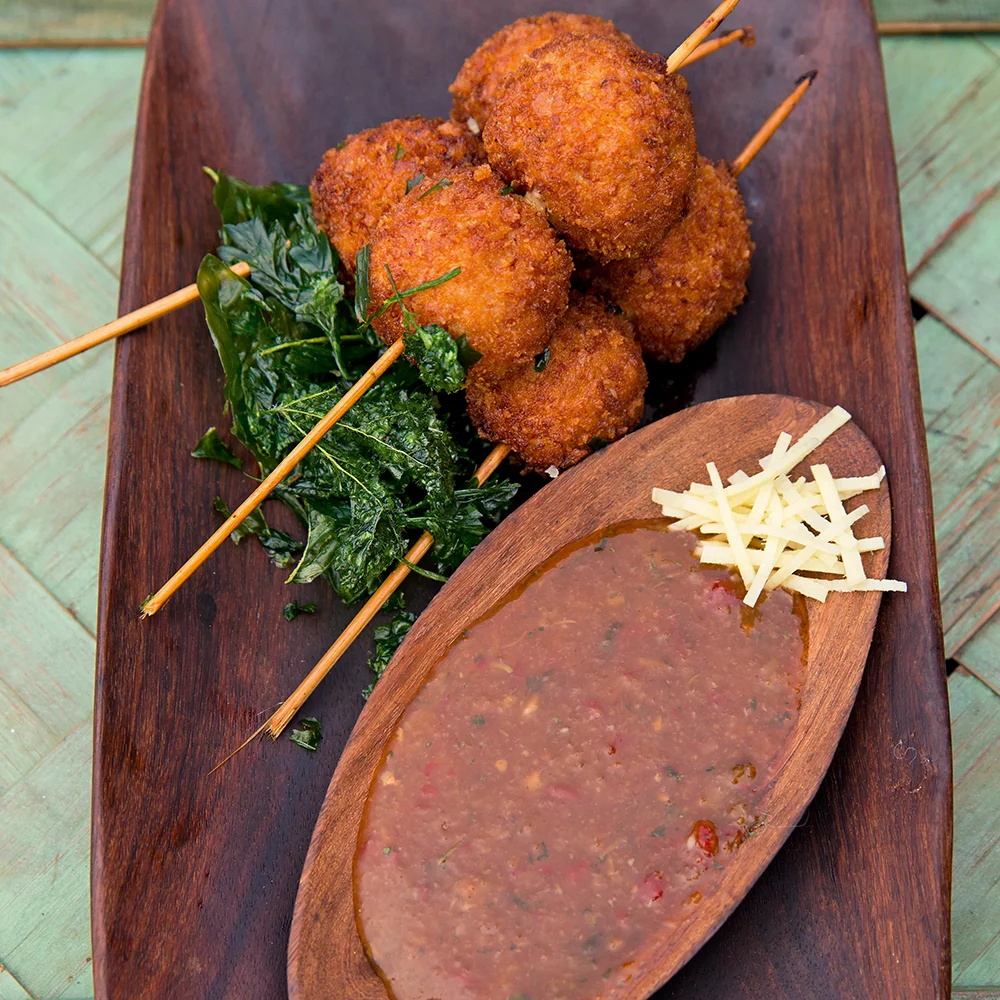 Kycklingkroketter med mangodipp by Sebastian Mannerström