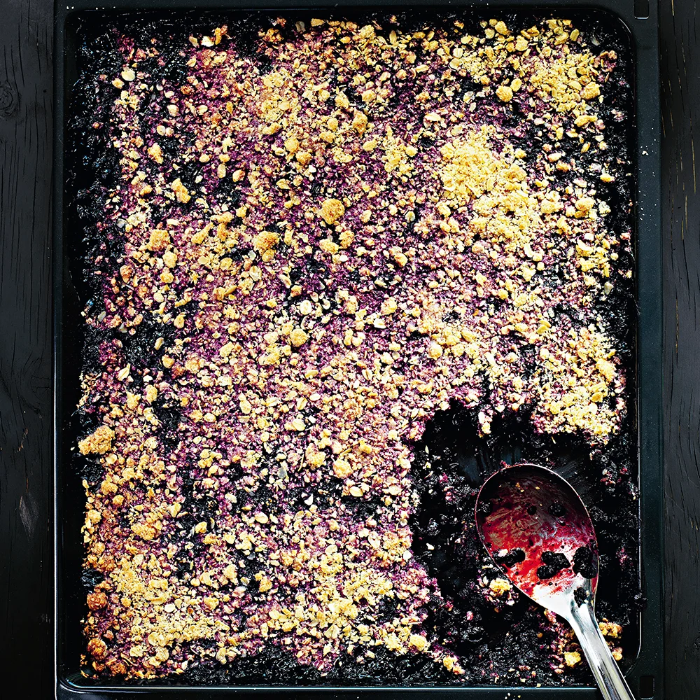 Blåbärssmulpaj från Lomma by Tareq Taylor